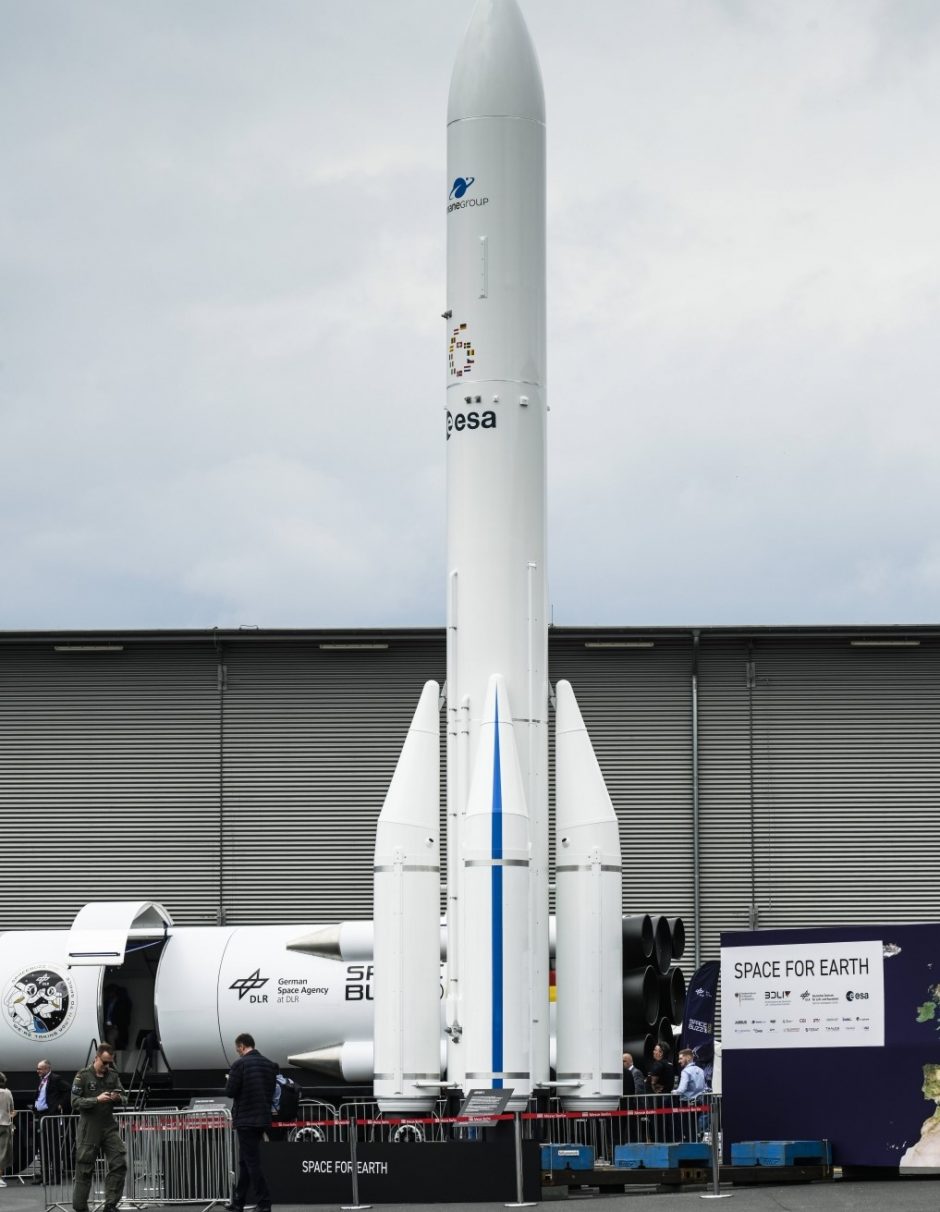 „Le Monde“: Europos palydovų operatorius „Ariane 6“ iškeitė į „SpaceX“ raketą „Falcon 9“
