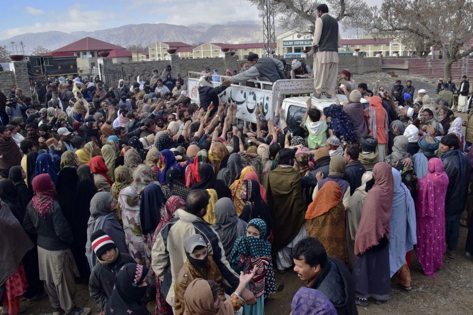 JT ragina Pakistaną imtis veiksmų, kad būtų nutrauktos priverstinės vaikų santuokos