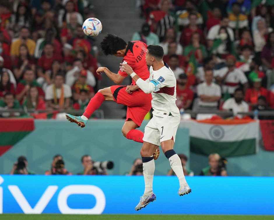 Portugaliją įveikusi Pietų Korėja netikėtai prasibrovė į pasaulio čempionato aštuntfinalį 