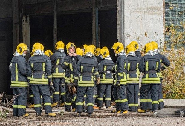 Ugniagesių atstovas po Alytaus gaisro: reikia keisti vadovus ir kelti atlyginimus