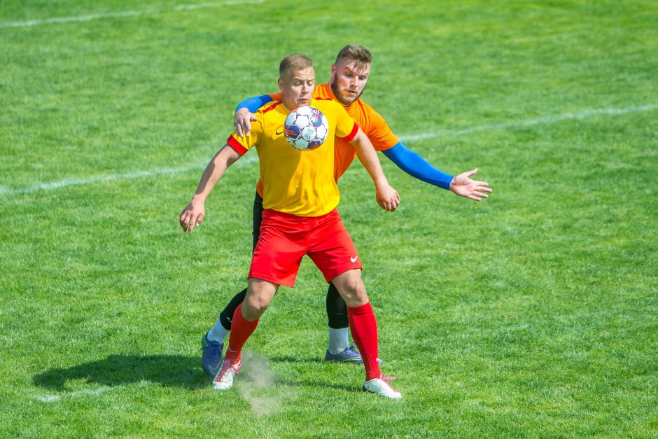 Sezono startas: šaltas dušas čempionams ir rimtas naujokų pareiškimas