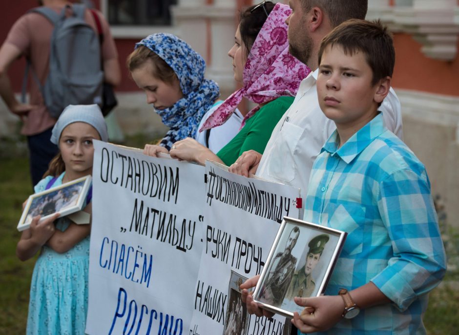 Rusijoje nesiliauja protestai dėl filmo apie caro Nikolajaus romaną