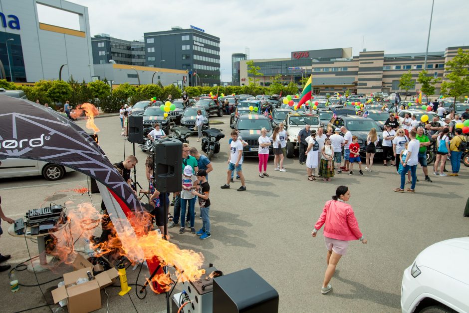 „Jeep“ gerbėjai Lietuvai dovanojo tautišką rekordą