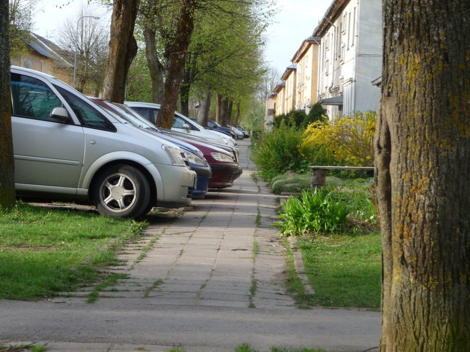 Linksmakalnyje šaligatvis nebepriklauso pėstiesiems