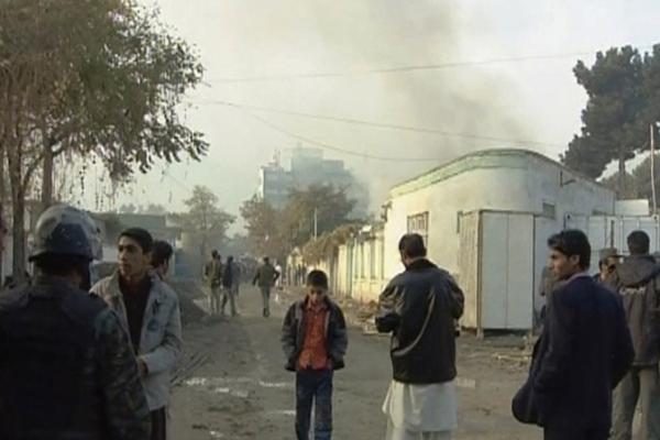 Afganistane per mirtininkų sprogdintojų ataką žuvo trys policininkai