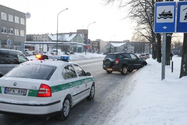 Vilniaus apskrityje per pusdienį užregistruota daugiau nei 60 eismo įvykių