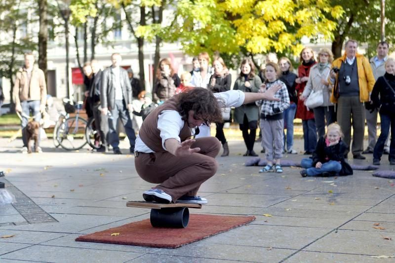 Gatvės teatrų festivalyje netrūksta linksmybių