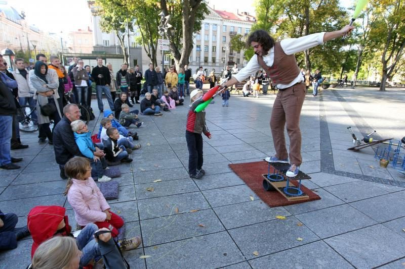 Gatvės teatrų festivalyje netrūksta linksmybių