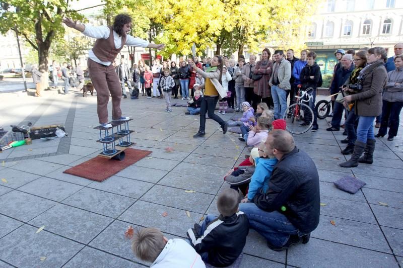 Gatvės teatrų festivalyje netrūksta linksmybių