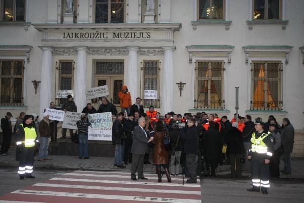 Laivų savininkams trūko kantrybė