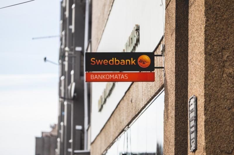 „Swedbank“ už nutrauktas konsultacines paslaugas turės atlyginti 311 tūkst. litų
