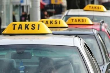 Gyventojai sukilo prieš taksistus