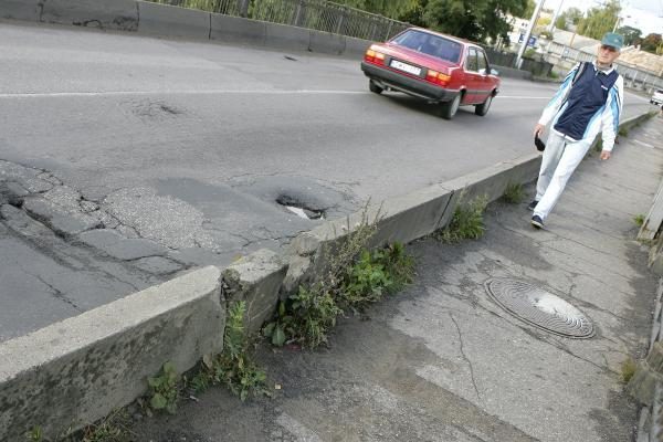 Panemunės tiltas nebus rekonstruojamas - jo vietoje statys naują