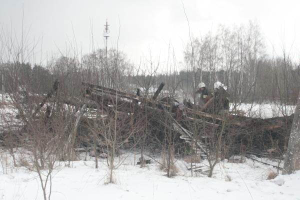 Gaisras pasiglemžė trijų benamių gyvybes (papildyta)