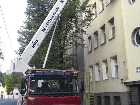 Skelbimas - AUTOBOKŠTELIO KELTUVO NUOMA 32M, 3VIETIS LOPŠYS, KAUNAS