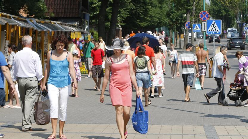 Trauka: šį savaitgalį pajūrio kurortuose numatoma poilsiautojų apgultis.