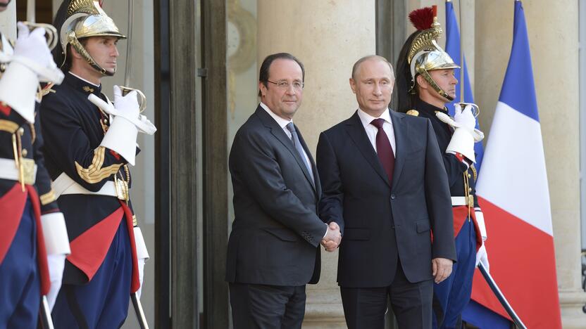 Francois Hollande ir Vladimiras Putinas