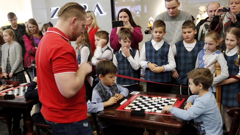 Šaškių turnyras mero taurei laimėti