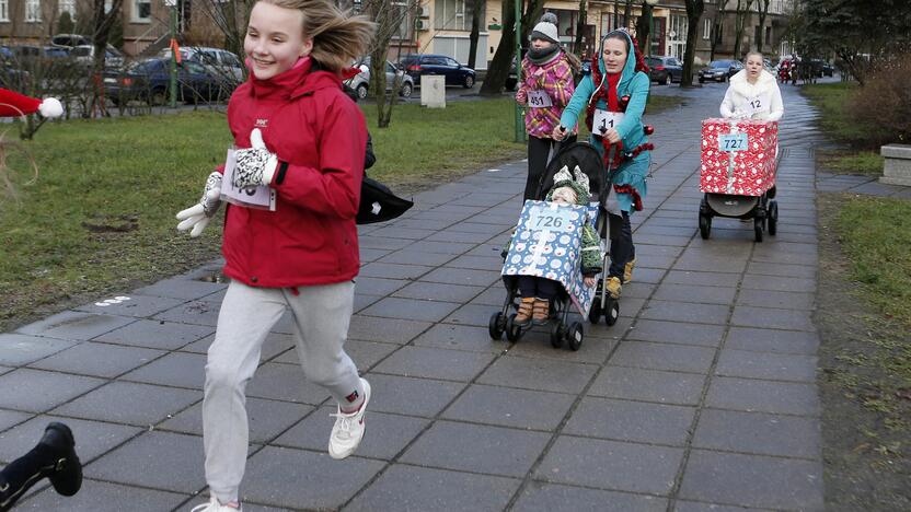 Bėgimas "Padovanok senjorams Kalėdas"