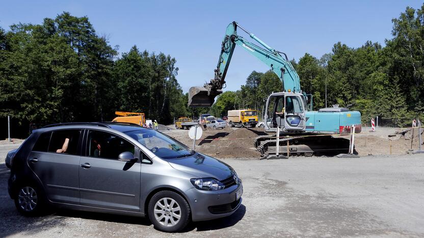 Tvarkoma Lideikio ir Pamario gatvių sankryža