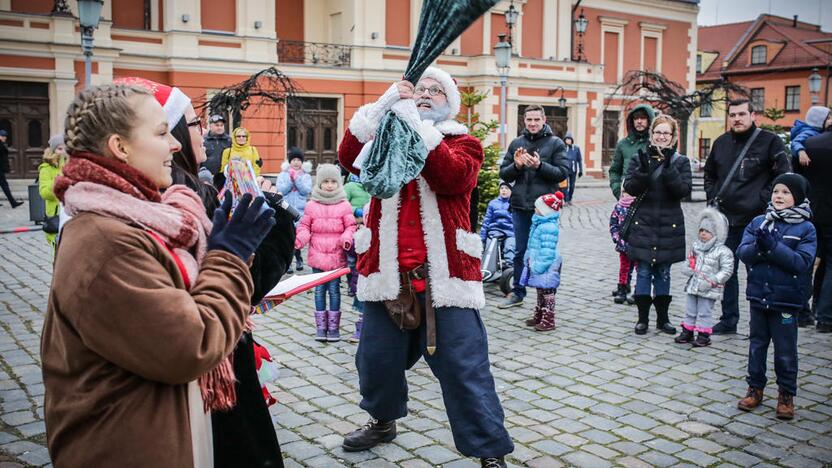 Šeimų popietė su Kalėdų Seneliu