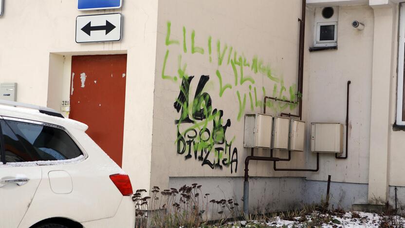 Graffiti Kretingos gatvėje