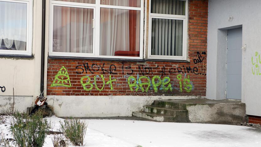 Graffiti Kretingos gatvėje