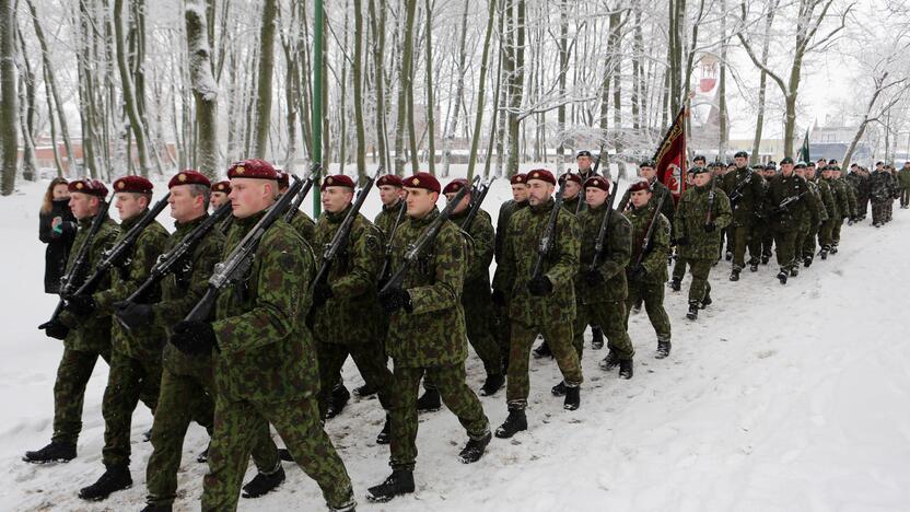 Žuvusiųjų pagerbimo ceremoniją prie paminklo 1923 m. sukilimo dalyviams