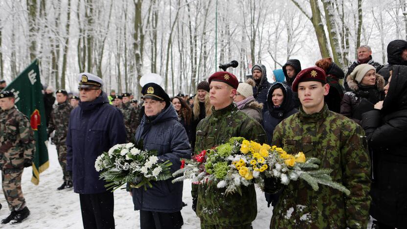 Žuvusiųjų pagerbimo ceremoniją prie paminklo 1923 m. sukilimo dalyviams