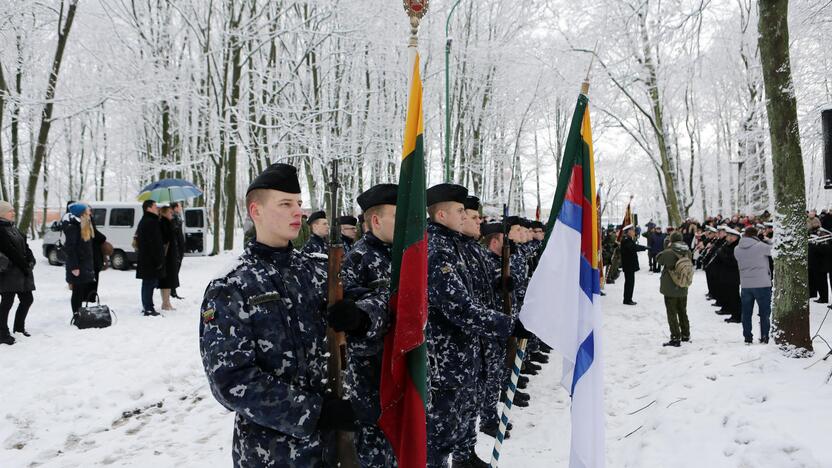 Žuvusiųjų pagerbimo ceremoniją prie paminklo 1923 m. sukilimo dalyviams