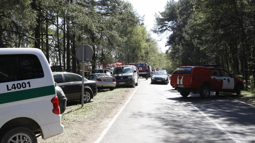 Kuršių nerijos gaisrą sutramdė gausios ugniagesių ir kariškių pajėgos