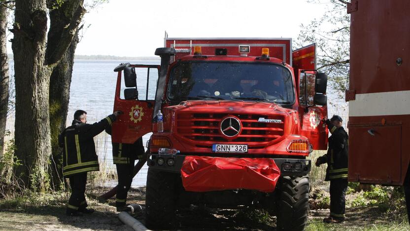 Kuršių nerijos gaisrą sutramdė gausios ugniagesių ir kariškių pajėgos