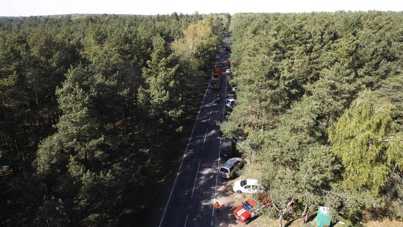 Kuršių nerijos gaisrą sutramdė gausios ugniagesių ir kariškių pajėgos