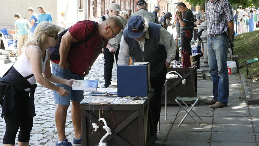 Blusų turgus Klaipėdoje