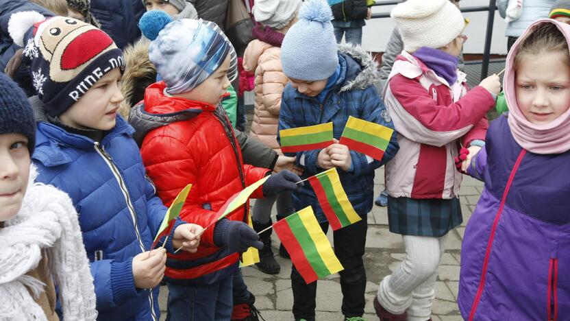 Mažieji patriotai jau atšventė Nepriklausomybės dieną