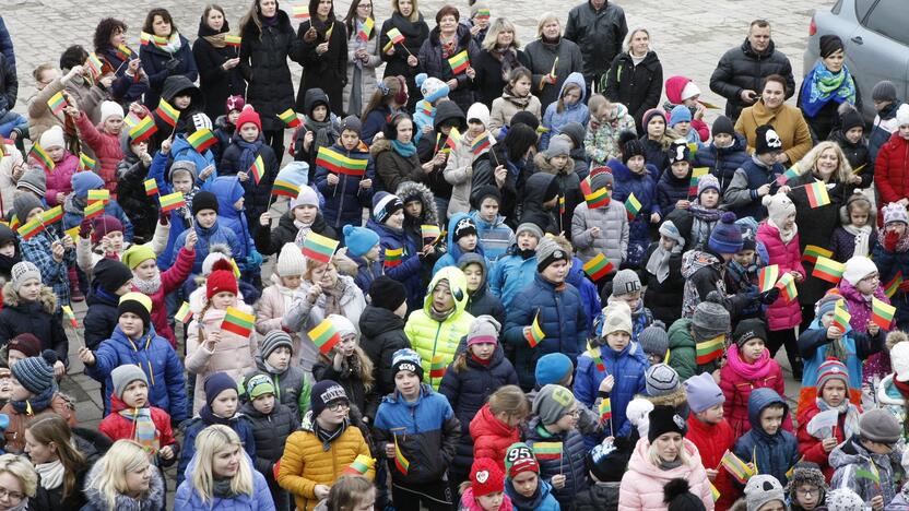 Mažieji patriotai jau atšventė Nepriklausomybės dieną