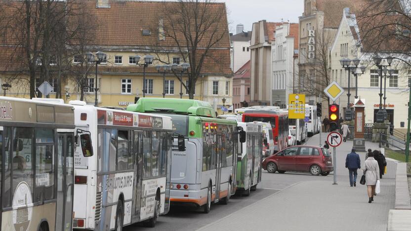 Klaipėdos tikintieji ėjo Kryžiaus kelią