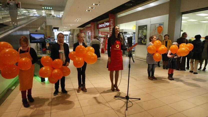 „Maisto banko“ akcija Klaipėdoje prasidėjo draugystės šokiu