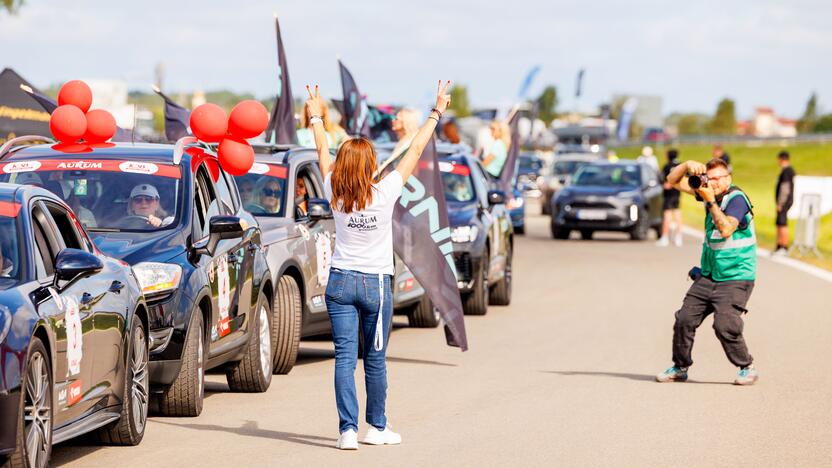 „108 km Moterų iššūkio“ lenktynių startas