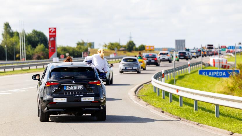 „108 km Moterų iššūkio“ lenktynių startas