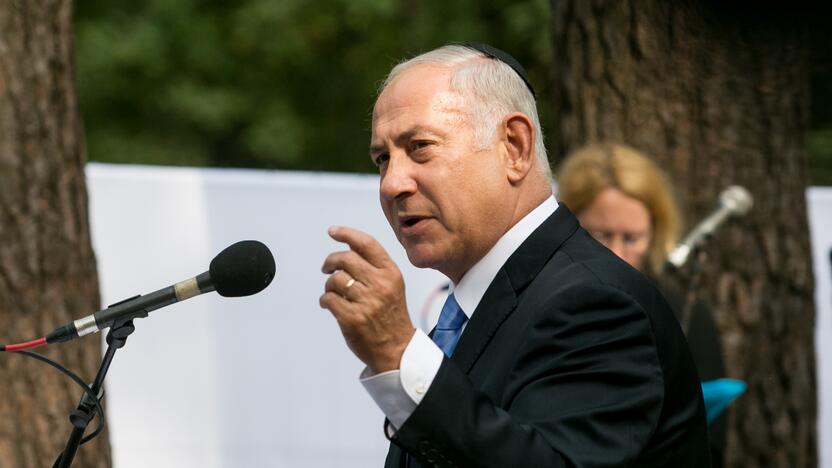 B. Netanyahu.