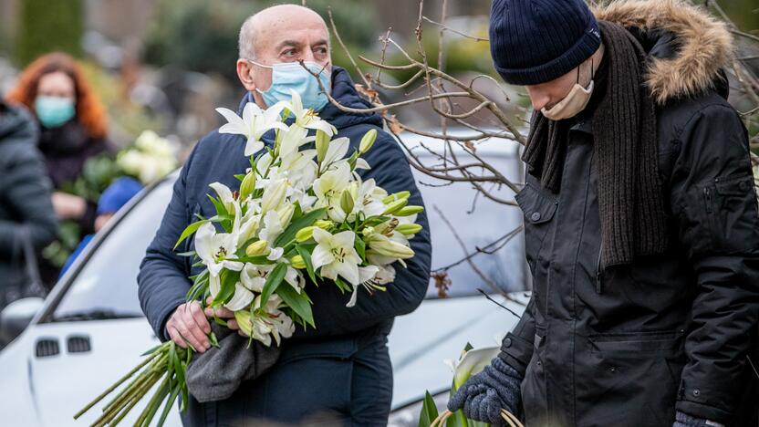 Amžinojo poilsio išlydėtas J. Mačiulis