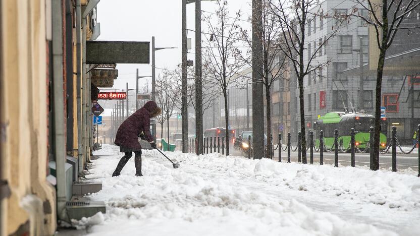 Po gausaus snygio Kaune – sudėtingos eismo sąlygos