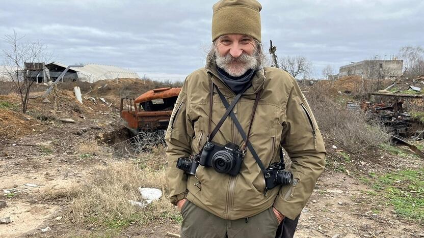 Asmenybė: dokumentinės fotografijos meistras O. Hliadelovas sapnuoja kalnus, bet svajoja apie karo pabaigą.