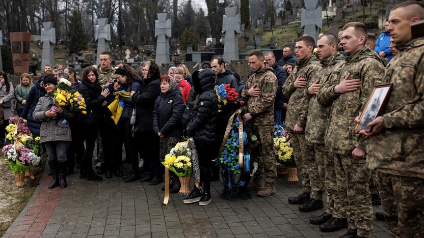 Trisdešimt septintoji karo Ukrainoje diena