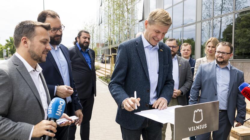 Transporto dalinimosi paslaugų teikėjai sutarė glaudžiau bendradarbiauti