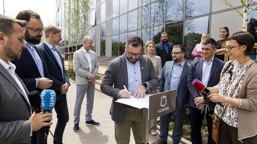 Transporto dalinimosi paslaugų teikėjai sutarė glaudžiau bendradarbiauti