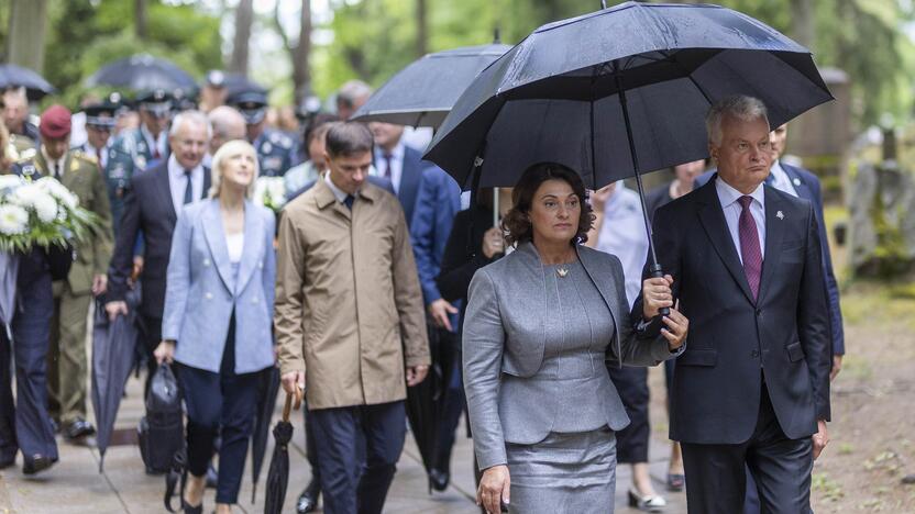 Medininkų žudynių pagerbimo ceremonija Antakalnio kapinėse