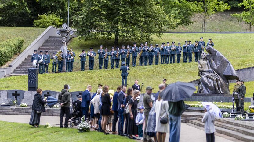 Medininkų žudynių pagerbimo ceremonija Antakalnio kapinėse