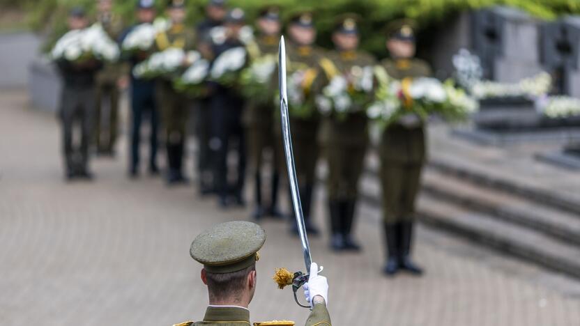 Medininkų žudynių pagerbimo ceremonija Antakalnio kapinėse